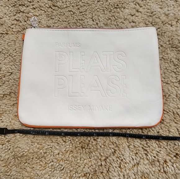 Issey Miyake Pleats Please cosmetic bag /pouch - Picture 1 of 7
